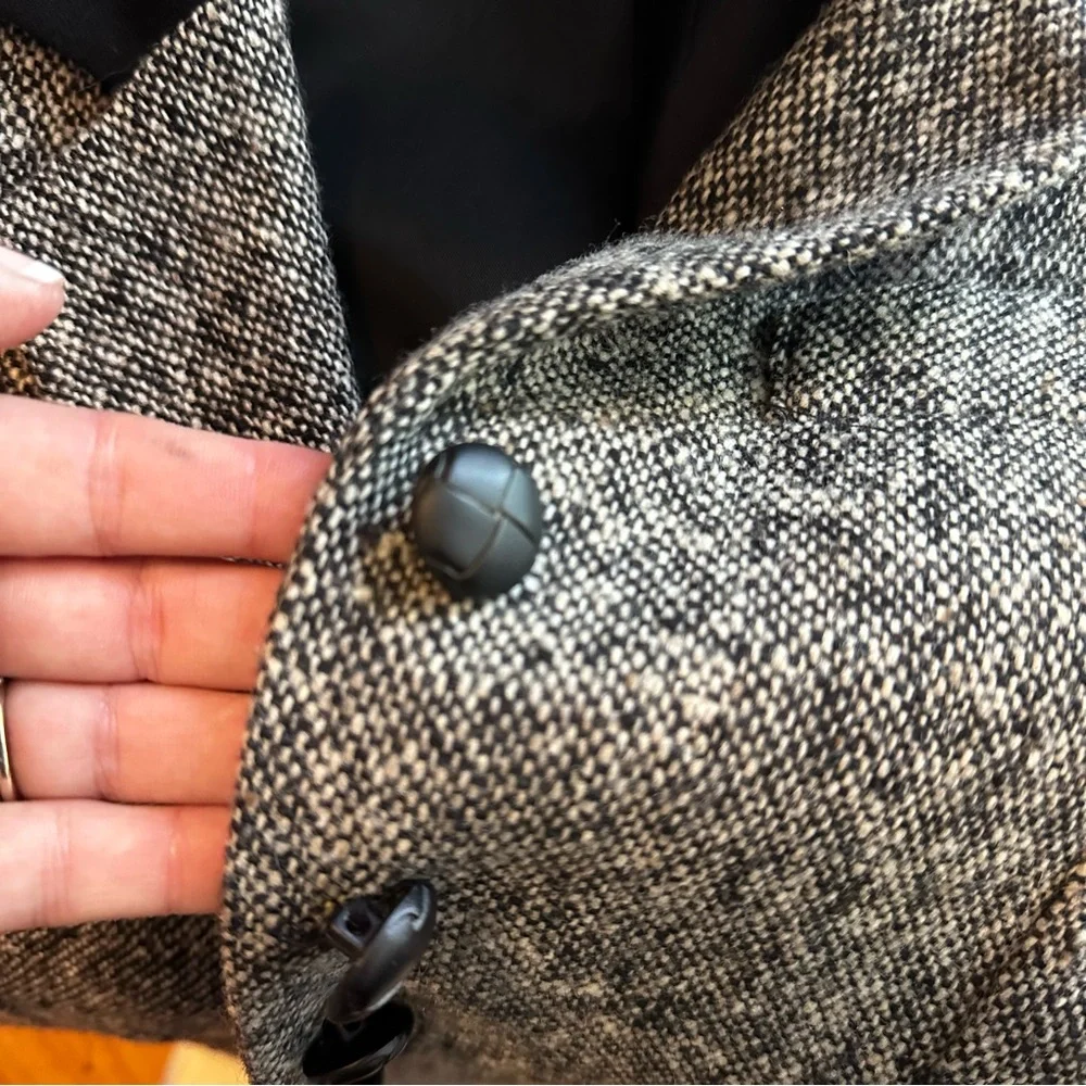 Vintage Classic Hugo Buscati Wool Tweed Blazer sz 4 90’s - Picture 7 of 7